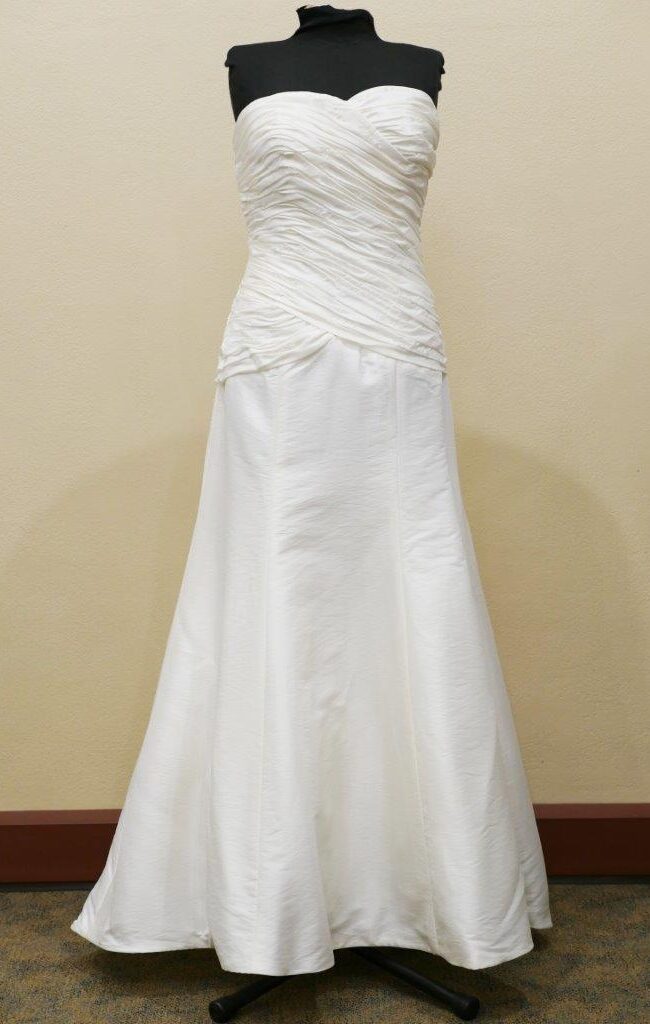 jadore j8020, circle skirt, adjustable sleeves, can reorder