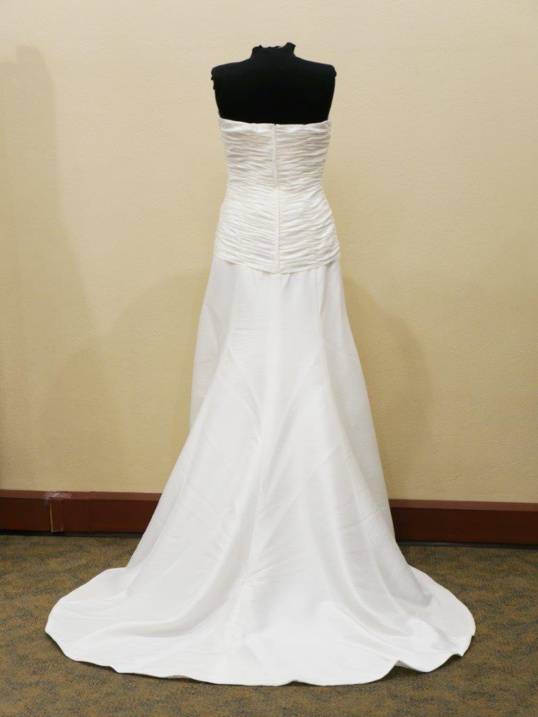 ivory strapless taffeta wedding gown, size 12 ivory strapless taffeta wedding gown, size 12